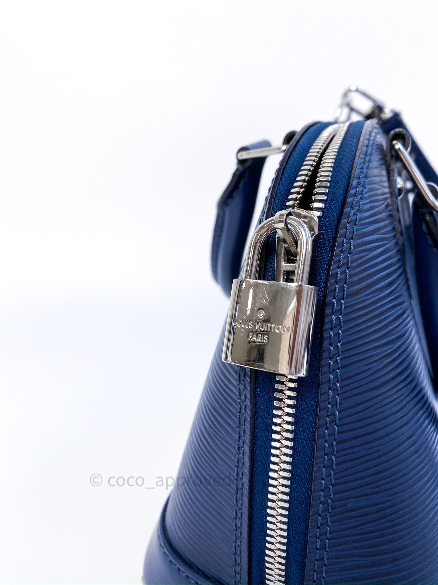 Louis Vuitton Epi Alma BB Indigo – Coco Approved Studio