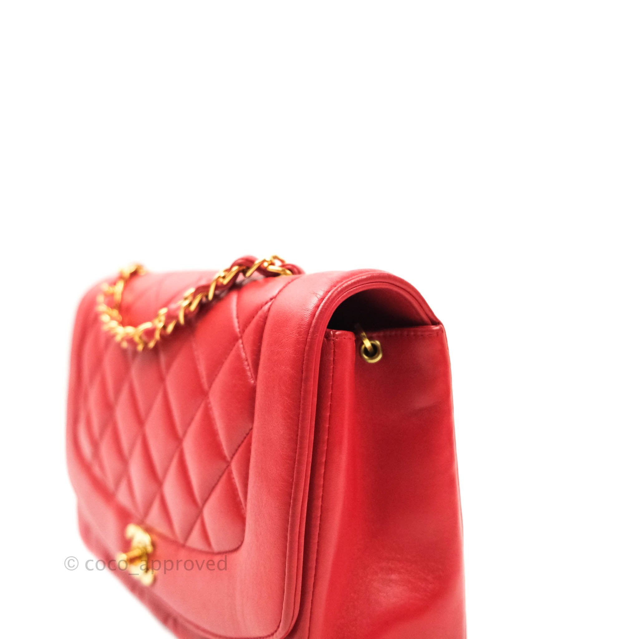 Chanel Red Quilted Lambskin Medium Vintage Classic Diana Flap Bag