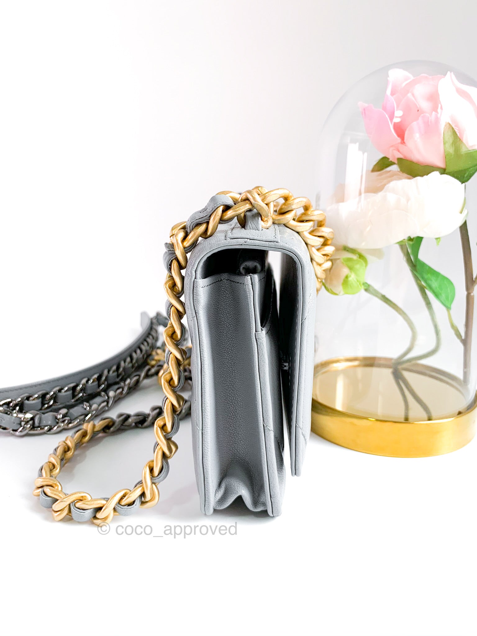 Chanel Silver Metallic Leather Cc Chain Strap Phone Case