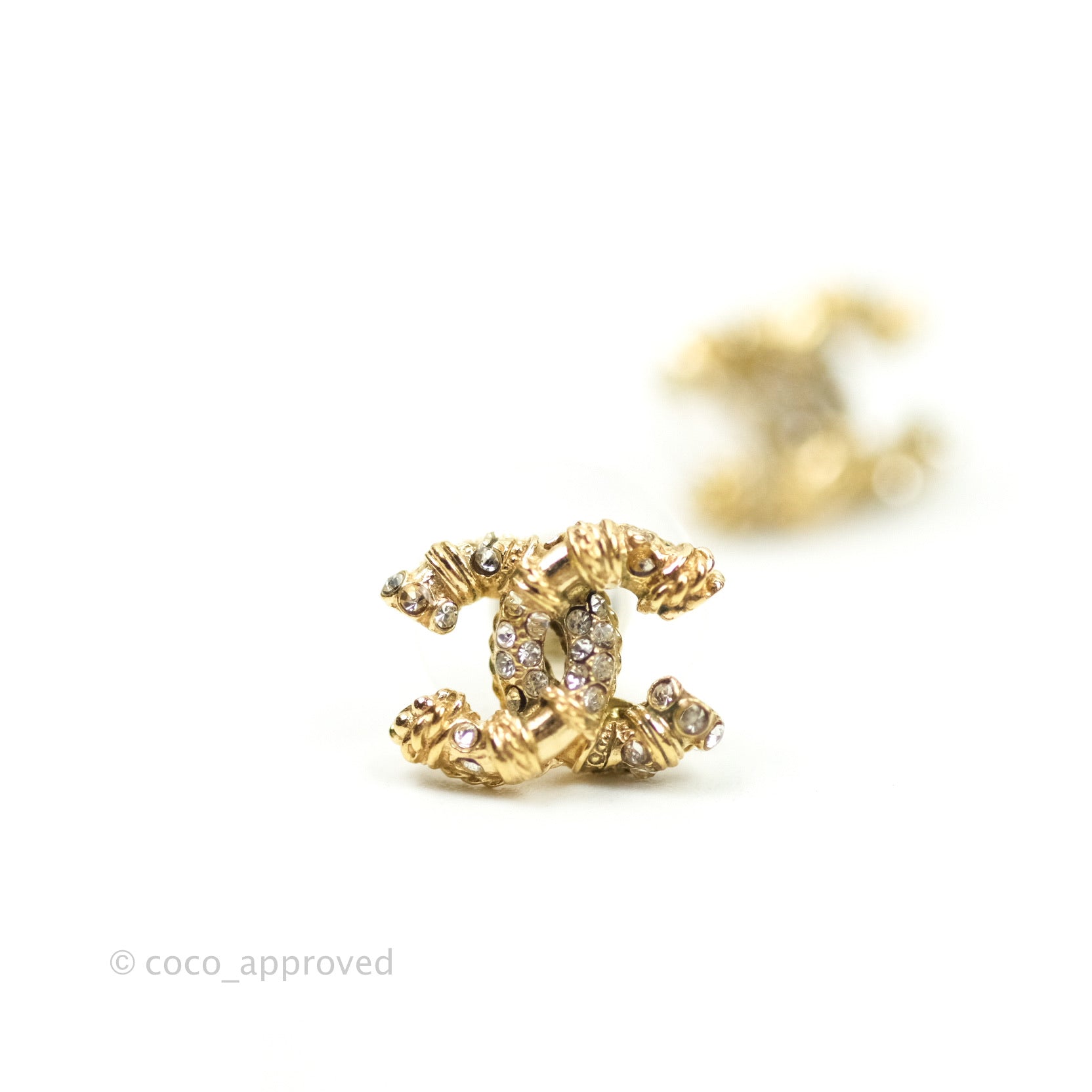 Chanel CC Earrings Gold Tone – Coco Approved Studio