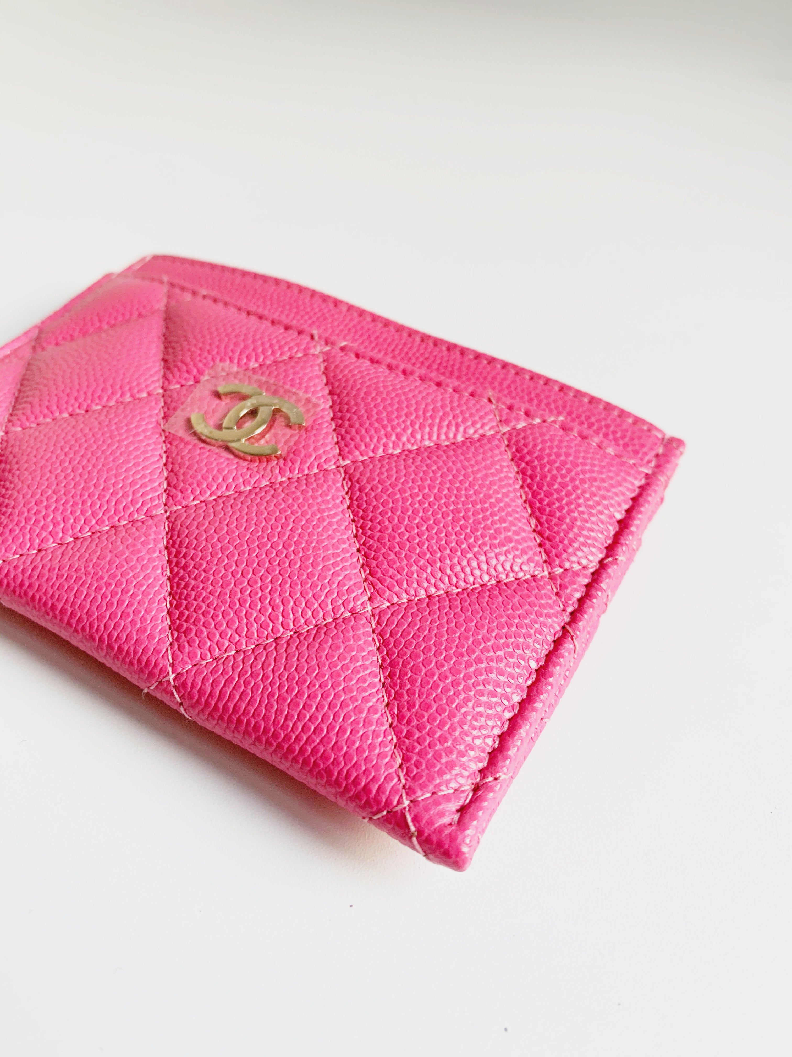 How cute is this little pink card holder?! #chanel #chanelunboxing #ca