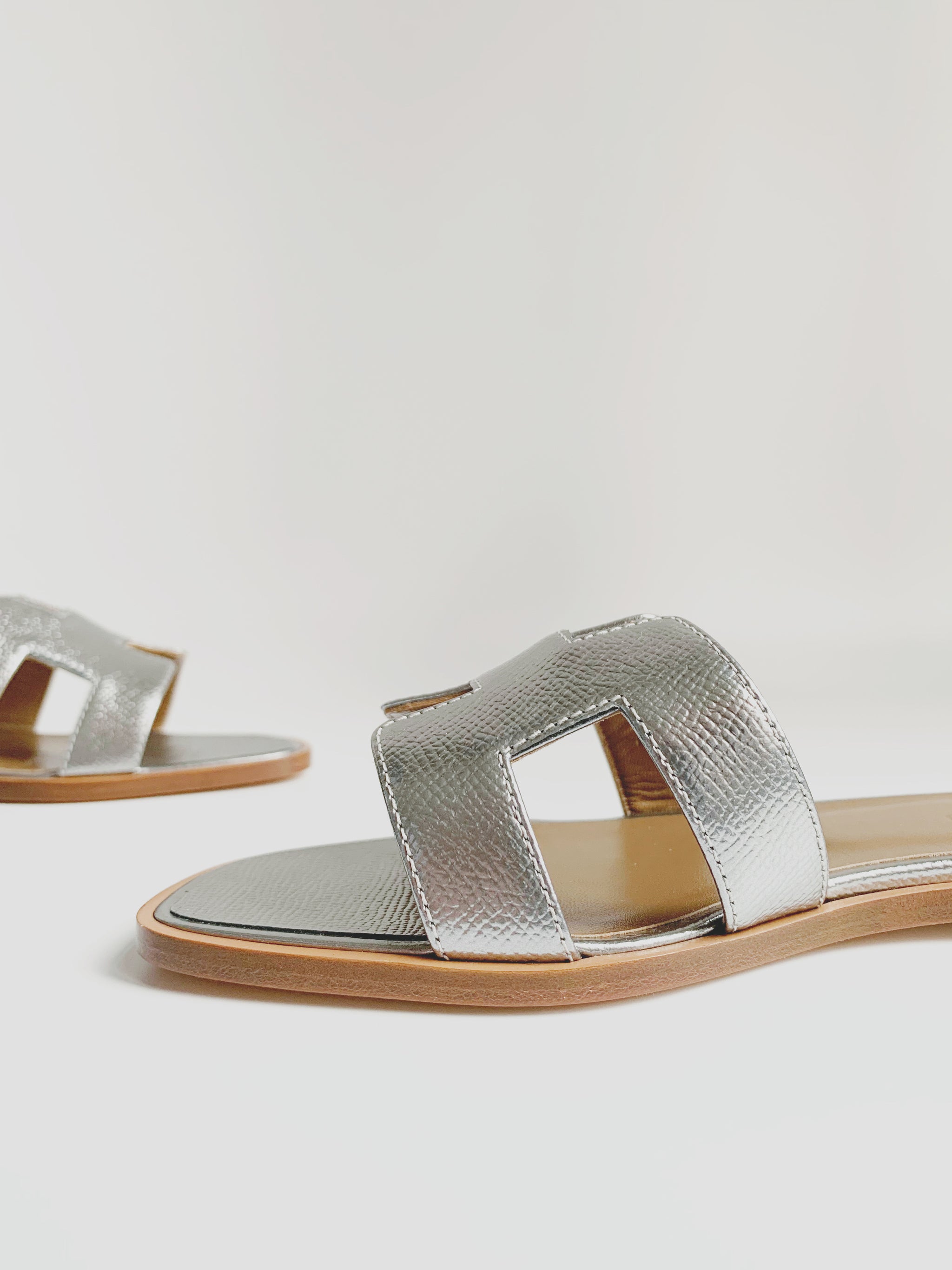 Silver hermes fashion sandals