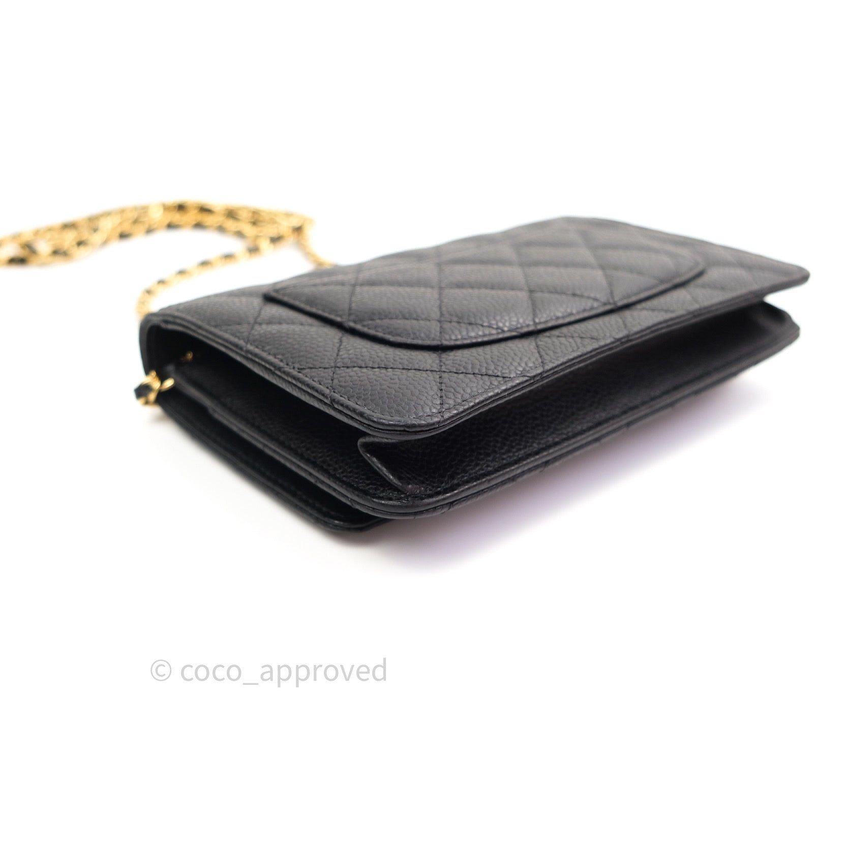 Ch Quilted CC Chain Wallet On Chain Black Caviar LGHW Size 19.5×13×3.5 cm  Chain drop 55 cm Feb 2022 Disclaimer : Luxury authenticbag is…