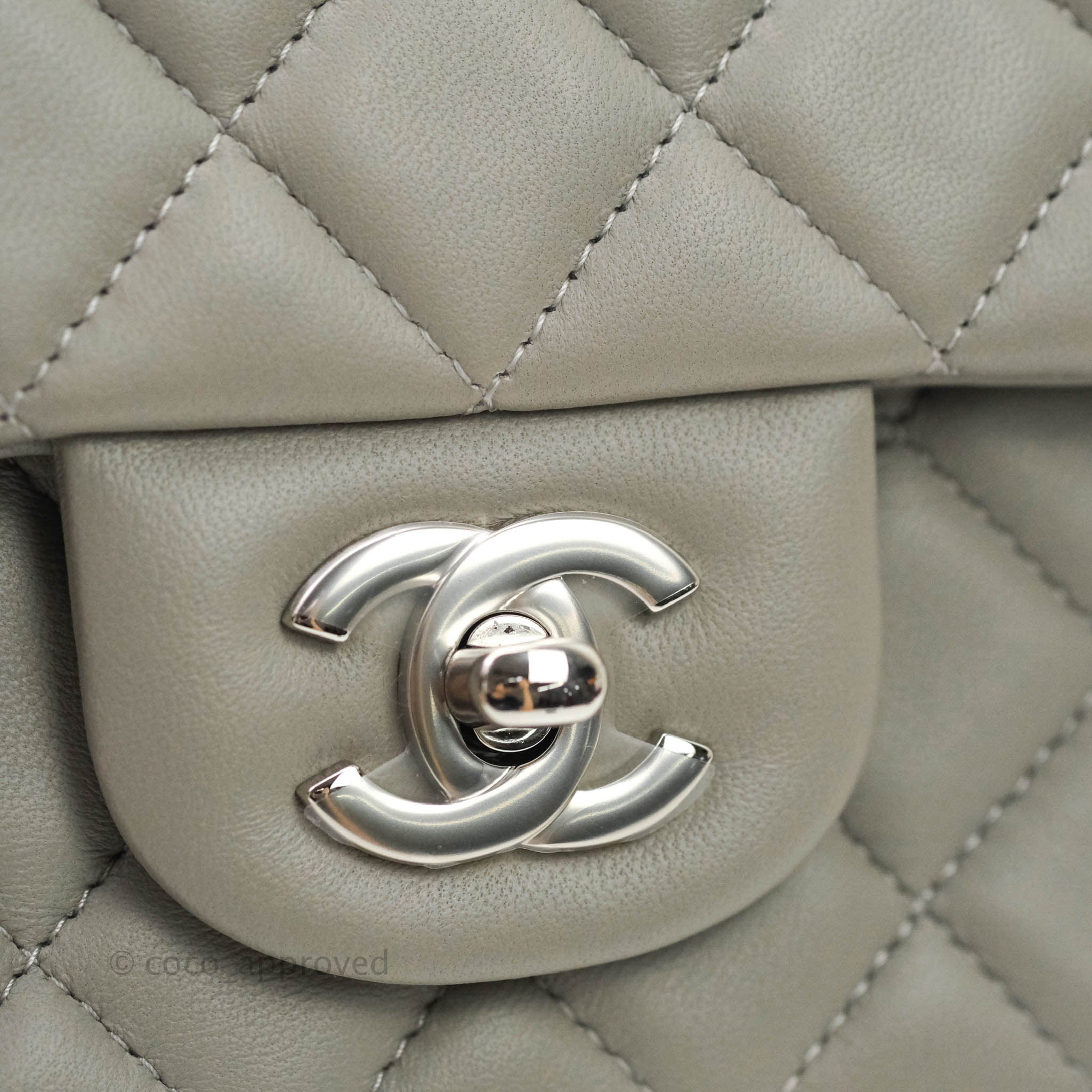 Chanel Black Quilted Lambskin Mini Rectangular Classic Single Flap