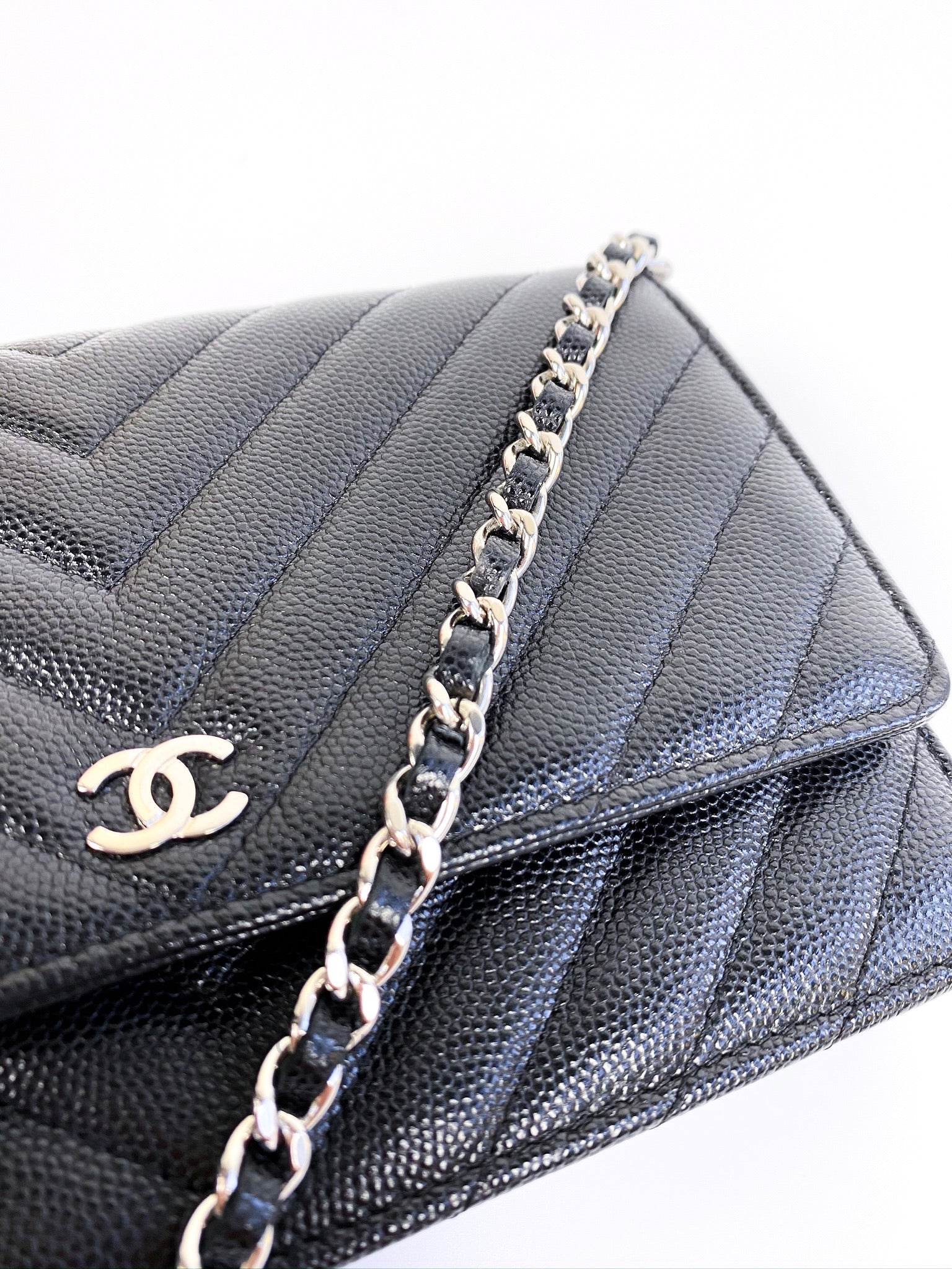 Chanel Wallet on Chain (WOC) Authentic Preloved Bags – Tagged Black – Boutique  Patina