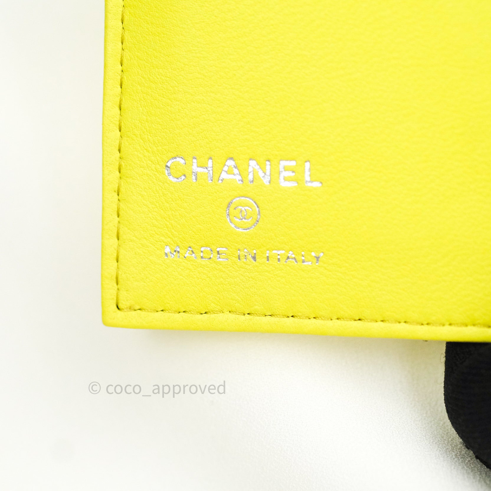 Chanel Caviar Quilted Passport Cover - Orange Travel, Accessories -  CHA919107