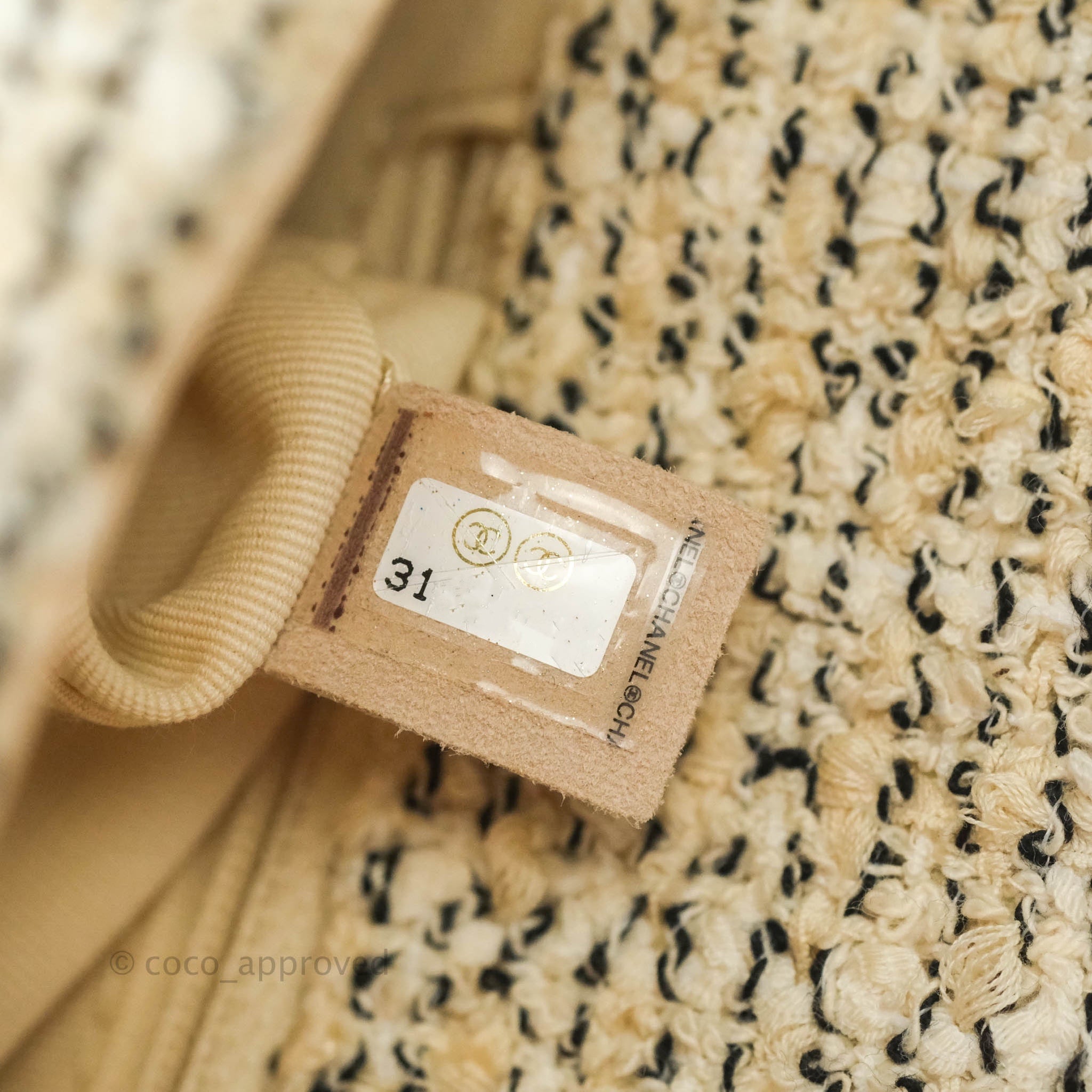 Chanel 19 Small Tweed Oreo Cream Mixed Hardware – Coco Approved Studio